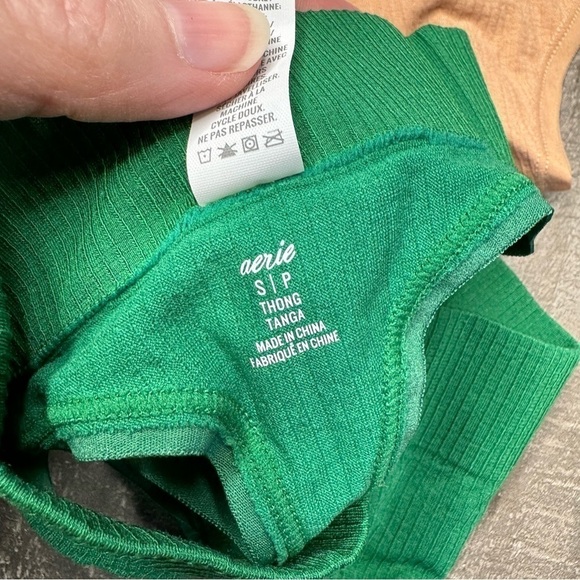 NWT Aerie Seamless Thong Panties - Picture 5 of 10